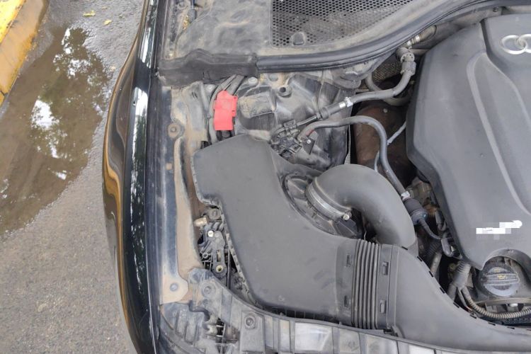 Used Audi A6L 2018 30th Anniversary Edition TFSI Trendy Model Engine Bay Right
