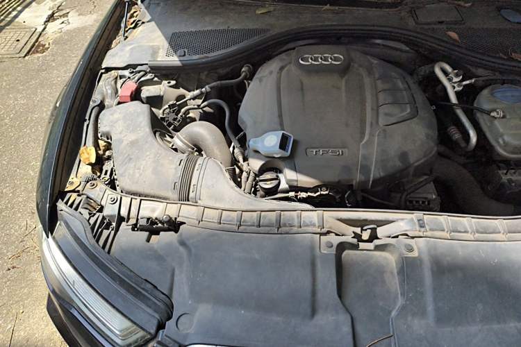 Used Audi A6L 2018 30th Anniversary Edition 35 TFSI Sport Edition Engine Bay Right