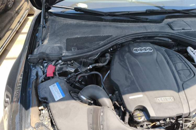 Used Audi A6L 2018 30th Anniversary Edition TFSI Trendy Model Engine Bay Right