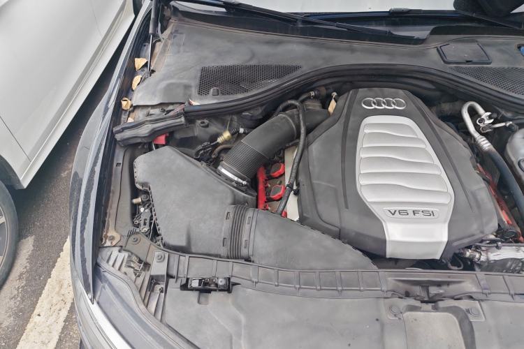 Used Audi A6L 2018 30th Anniversary Edition 30 FSI Style Model Engine Bay Right