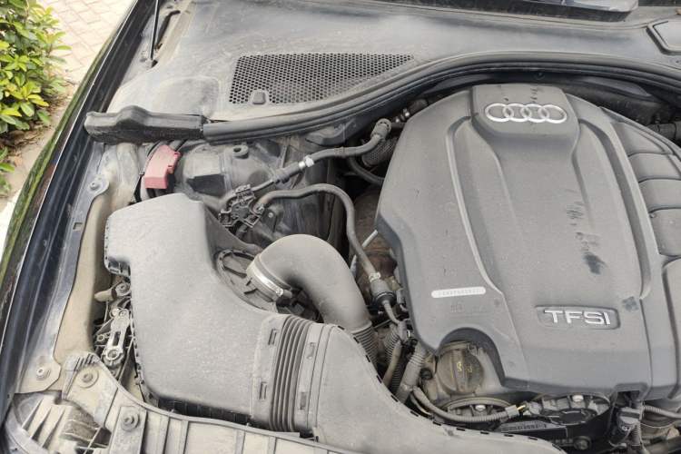 Used Audi A6L 2018 30th Anniversary Edition 35 TFSI Fashion Model Engine Bay Right