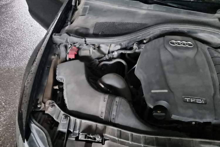 Used Audi A6L 2018 30th Anniversary Edition TFSI Trendy Model Engine Bay Right
