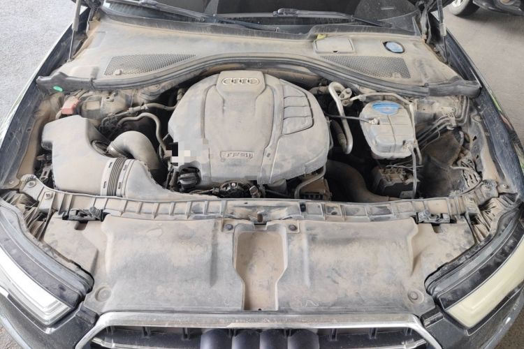 Used Audi A6L 2018 30th Anniversary Edition 35 TFSI Fashion Model Engine Bay