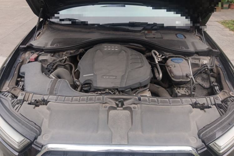 Used Audi A6L 2018 30th Anniversary Edition 35 TFSI Fashion Model Engine Bay