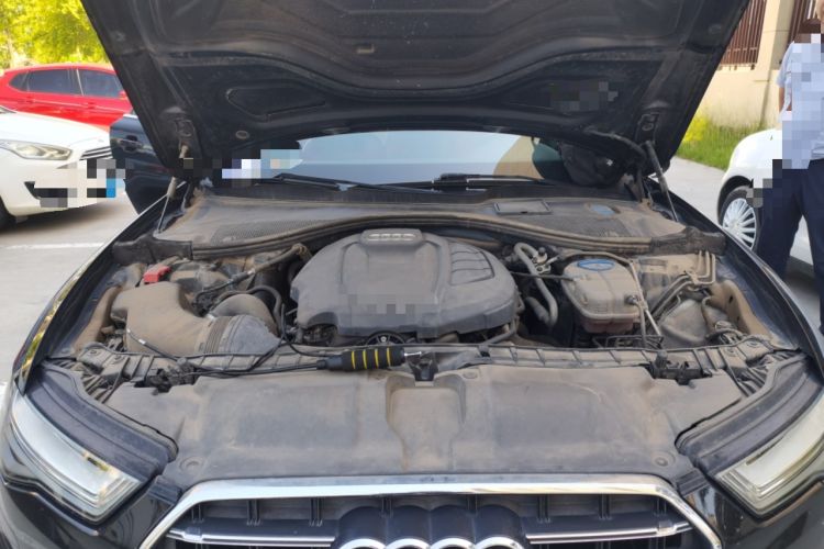 Used Audi A6L 2018 30th Anniversary Edition 35 TFSI Fashion Model Engine Bay