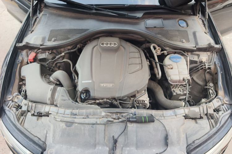 Used Audi A6L 2018 30th Anniversary Edition 35 TFSI Fashion Model Engine Bay