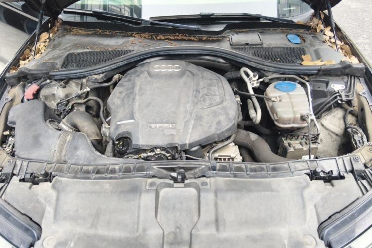 Used Audi A6L 2018 30th Anniversary Edition 35 TFSI Fashion Model Engine Bay