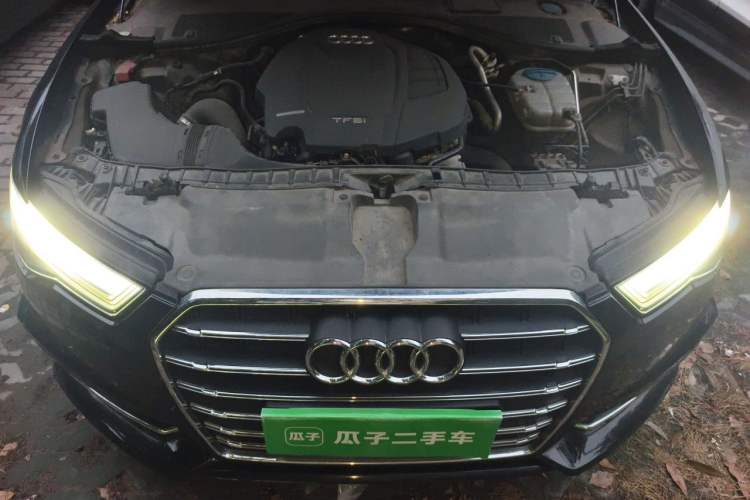 Used Audi A6L 2018 30th Anniversary Edition 35 TFSI Fashion Model Engine Bay