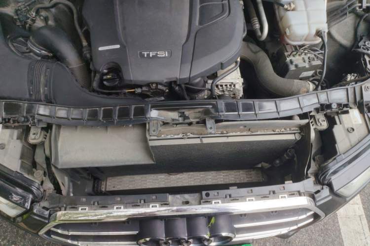 Used Audi A6L 2018 TFSI Collector's Edition Engine Bay