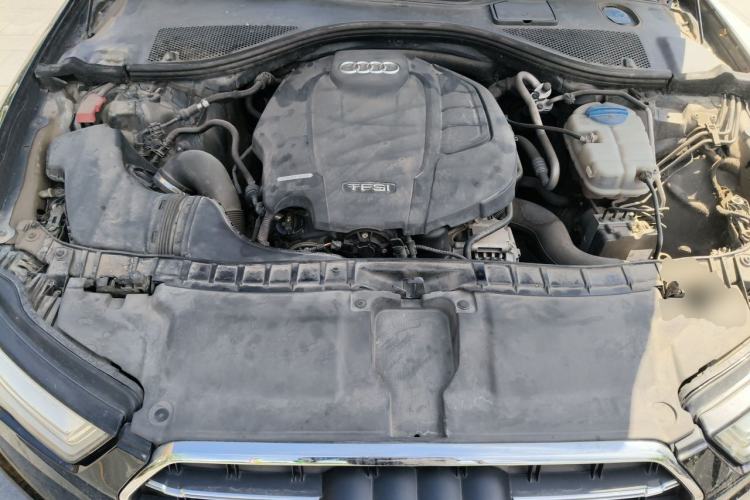 Used Audi A6L 2018 30th Anniversary Edition 35 TFSI Fashion Model Engine Bay