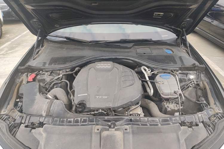Used Audi A6L 2018 35 TFSI Collector's Edition Engine Bay