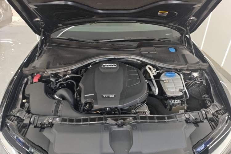 Used Audi A6L 2018 35 TFSI Collector's Edition Engine Bay