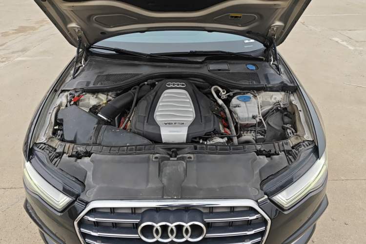 Used Audi A6L 2018 30th Anniversary Edition 30 FSI Style Model Engine Bay
