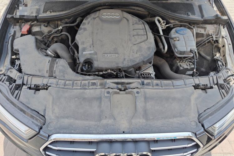 Used Audi A6L 2018 30th Anniversary Edition 35 TFSI Fashion Model Engine Bay