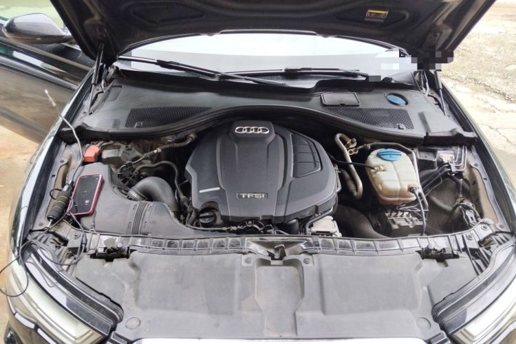 Used Audi A6L 2018 30th Anniversary Edition 35 TFSI Fashion Model Engine Bay