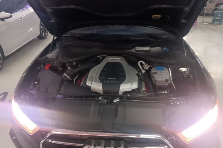 Used Audi A6L 2018 30th Anniversary Edition 45 TFSI quattro Sport model Engine Bay