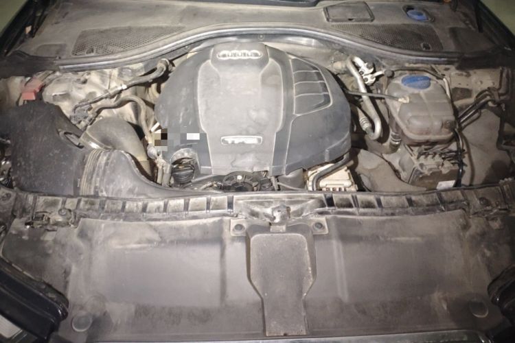 Used Audi A6L 2018 30th Anniversary Edition TFSI Trendy Model Engine Bay