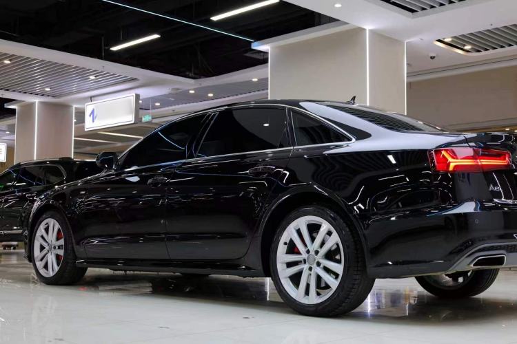 Used Audi A6L 2018 30th Anniversary Edition 45 TFSI quattro Sport model Exterior 10