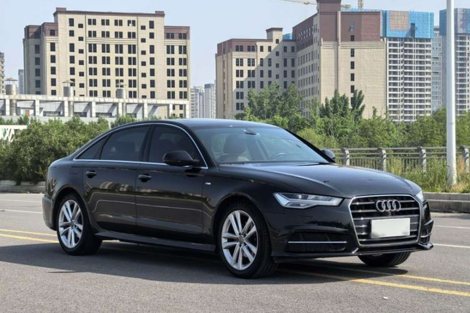 Used Audi A6L 2018 30th Anniversary Edition 35 TFSI Sport Edition Exterior 2