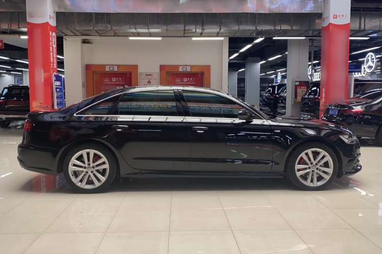 Used Audi A6L 2018 30th Anniversary Edition 45 TFSI quattro Sport model Exterior 2