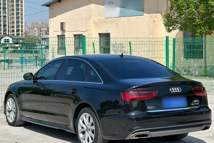 Used Audi A6L 2018 30th Anniversary Edition 35 TFSI Fashion Model Exterior 3