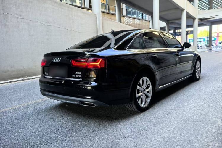 Used Audi A6L 2018 30th Anniversary Edition 35 TFSI Fashion Model Exterior 3