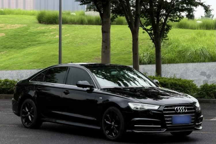 Used Audi A6L 2018 30th Anniversary Edition 35 TFSI Fashion Model Exterior 3