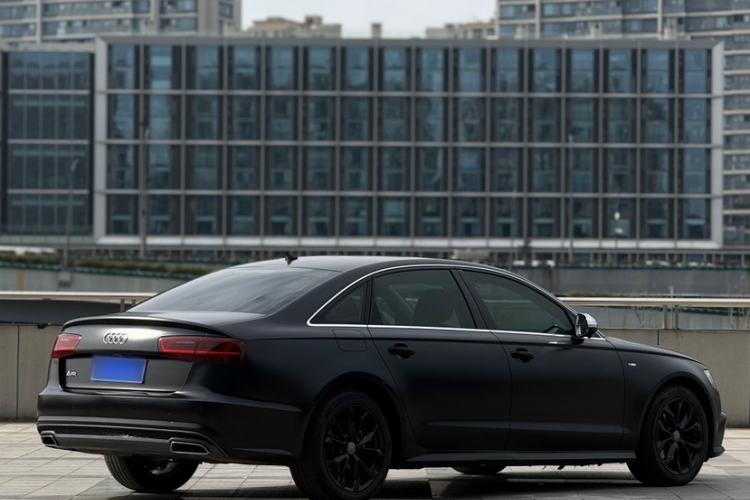 Used Audi A6L 2018 30th Anniversary Edition 35 TFSI Fashion Model Exterior 3