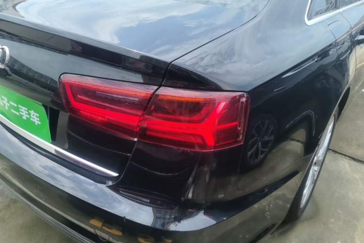 Used Audi A6L 2018 30th Anniversary Edition 35 TFSI Fashion Model Exterior 3