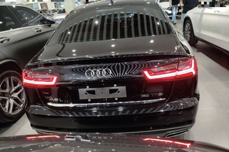 Used Audi A6L 2018 30th Anniversary Edition 35 TFSI Fashion Model Exterior 4