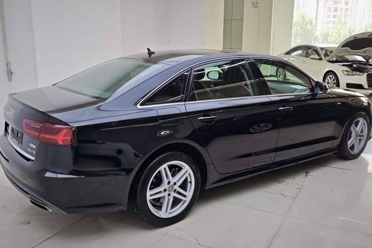 Used Audi A6L 2018 30th Anniversary Edition 30 FSI Style Model Exterior 4