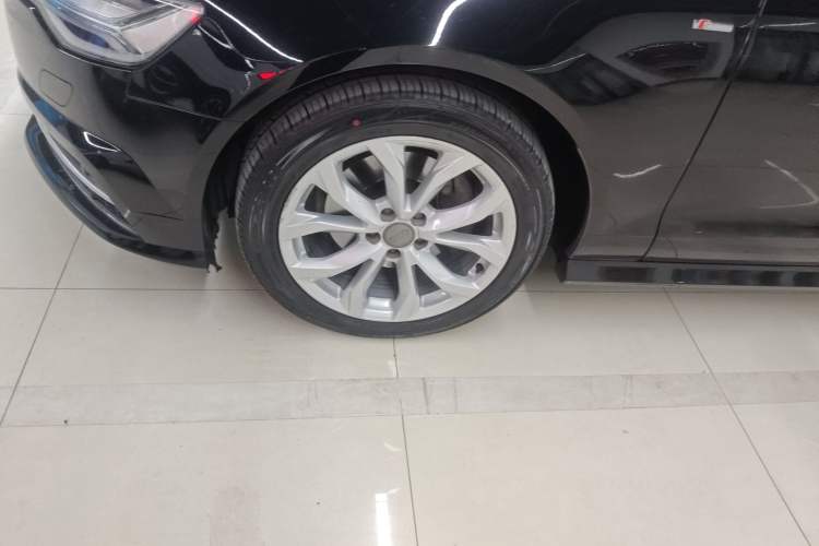 Used Audi A6L 2018 30th Anniversary Edition 35 TFSI Fashion Model Exterior 4