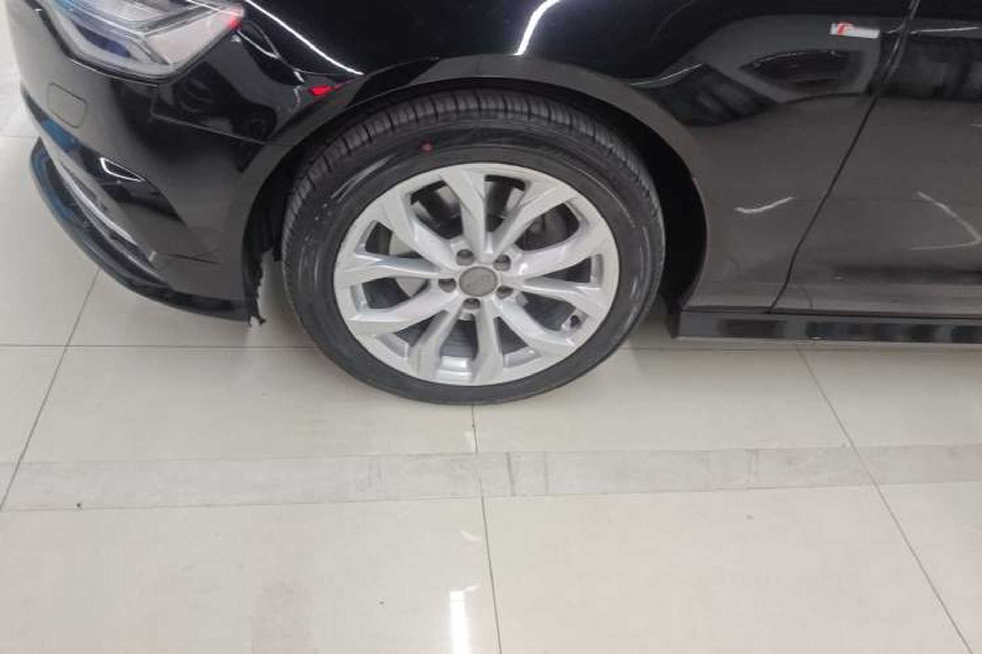 Used Audi A6L 2018 30th Anniversary Edition 35 TFSI Fashion Model Exterior 4