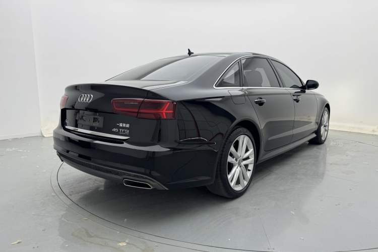 Used Audi A6L 2018 30th Anniversary Edition 45 TFSI quattro Sport model Exterior 4