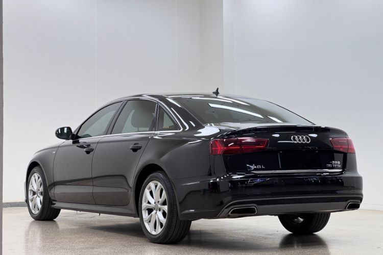 Used Audi A6L 2018 30th Anniversary Edition 35 TFSI Fashion Model Exterior 4