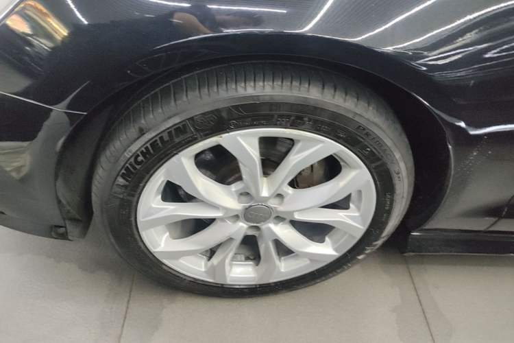 Used Audi A6L 2018 30th Anniversary Edition 35 TFSI Fashion Model Exterior 4
