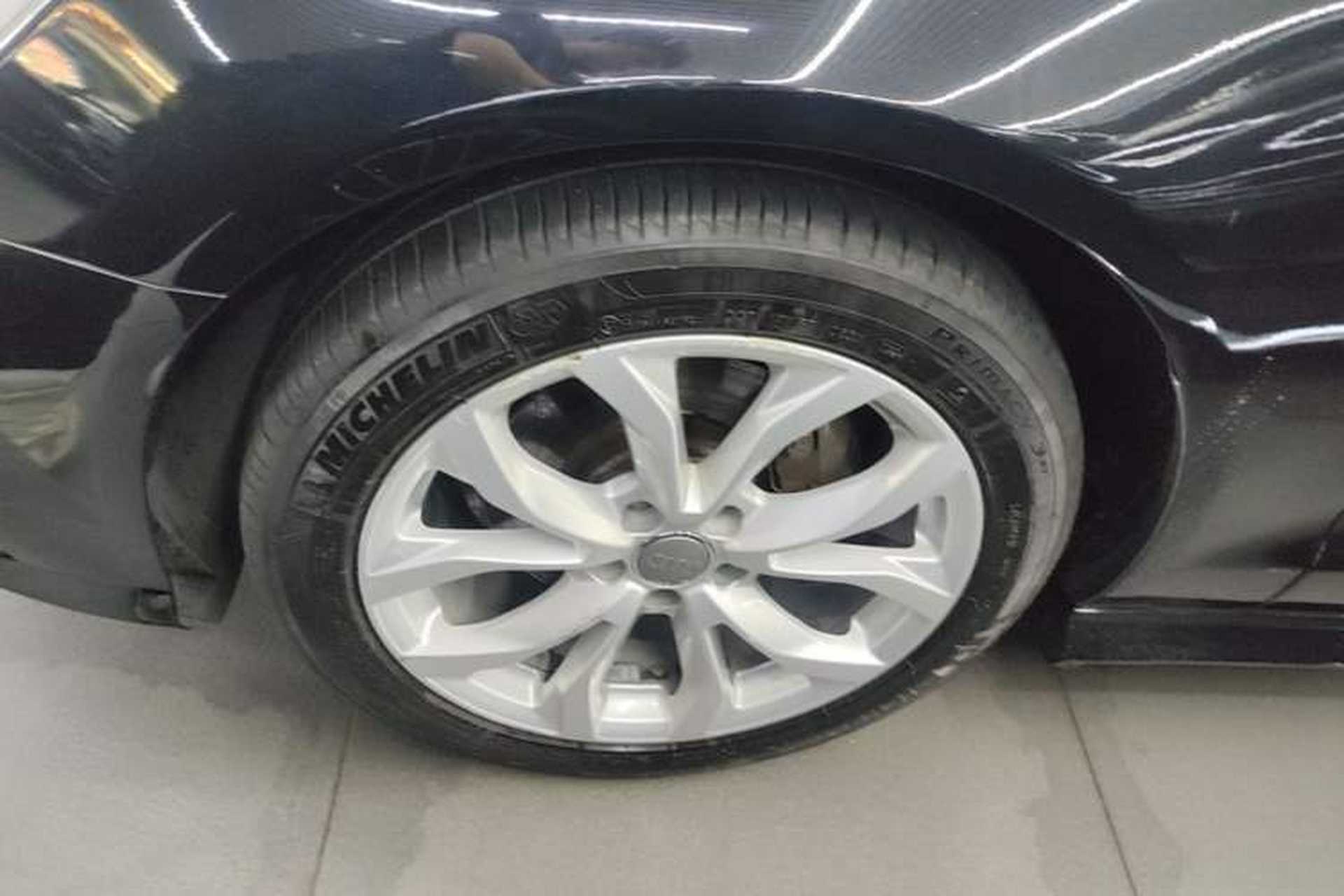 Used Audi A6L 2018 30th Anniversary Edition 35 TFSI Fashion Model Exterior 4