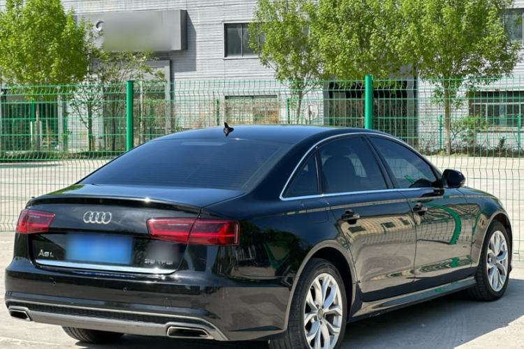 Used Audi A6L 2018 30th Anniversary Edition 35 TFSI Fashion Model Exterior 5