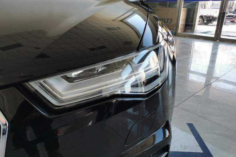 Used Audi A6L 2018 30th Anniversary Edition 35 TFSI Fashion Model Exterior 5