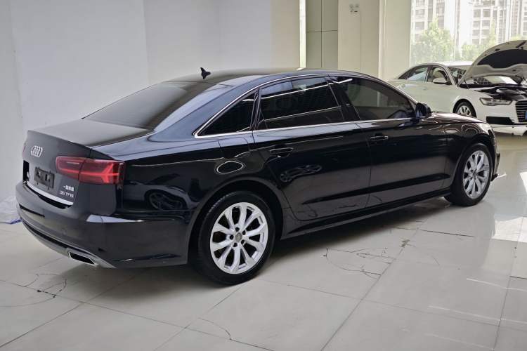 Used Audi A6L 2018 30th Anniversary Edition 35 TFSI Fashion Model Exterior 5