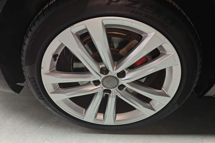 Used Audi A6L 2018 30th Anniversary Edition 45 TFSI quattro Luxury Model Exterior 5