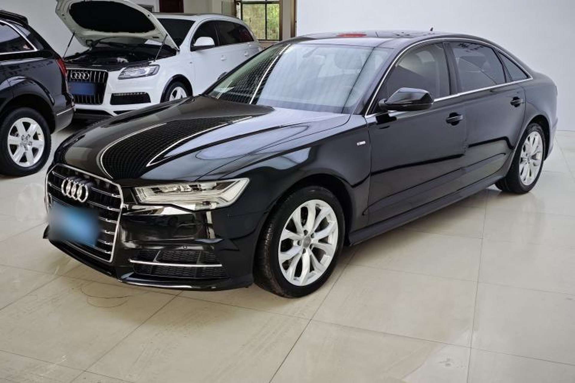 Used Audi A6L 2018 35 TFSI Collector's Edition Front Left 45 Deg