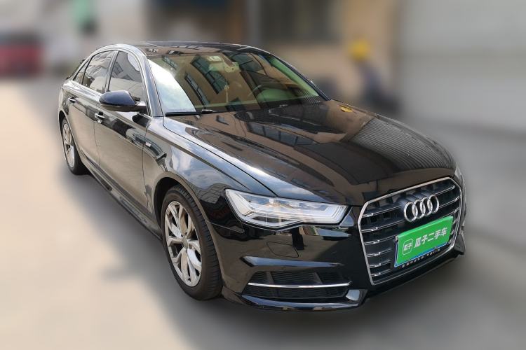 Used Audi A6L 2018 30th Anniversary Edition 35 TFSI Fashion Model Front Right 45 Deg