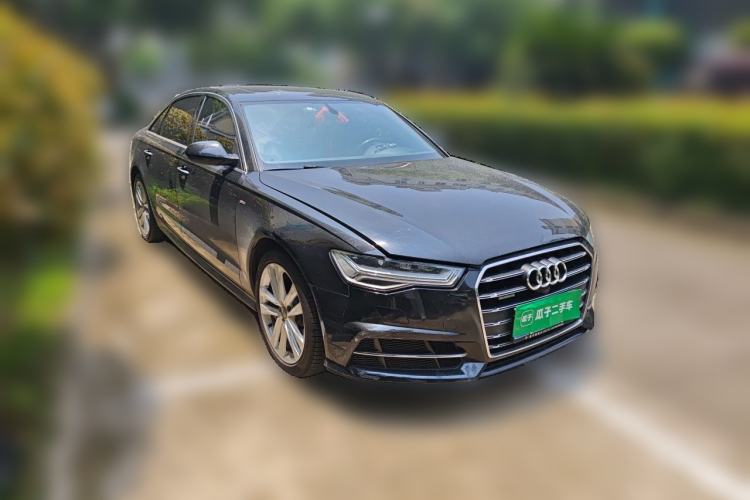 Used Audi A6L 2018 30th Anniversary Edition 45 TFSI quattro Sport model Front Right 45 Deg