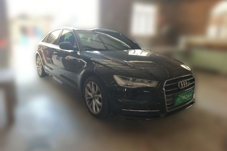 Used Audi A6L 2018 30th Anniversary Edition 35 TFSI Fashion Model Front Right 45 Deg
