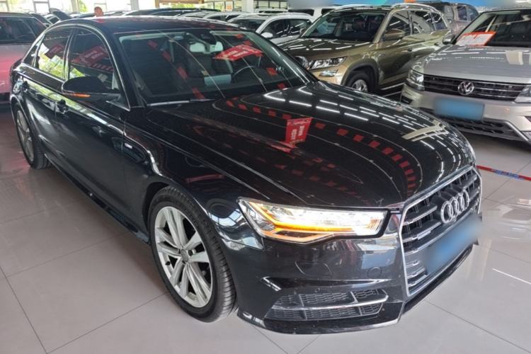 Used Audi A6L 2018 30th Anniversary Edition 45 TFSI quattro Luxury Model Front Right 45 Deg