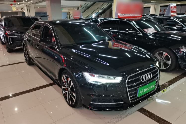Used Audi A6L 2018 30th Anniversary Edition 45 TFSI quattro Sport model Front Right 45 Deg