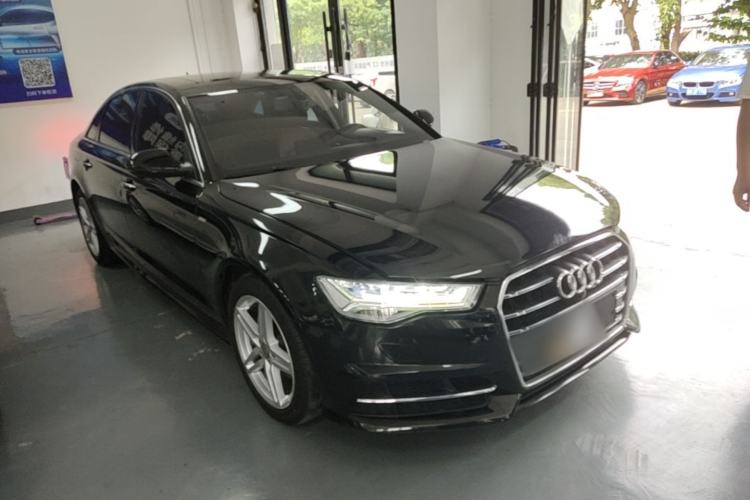Used Audi A6L 2018 30th Anniversary Edition 30 FSI Style Model Front Right 45 Deg