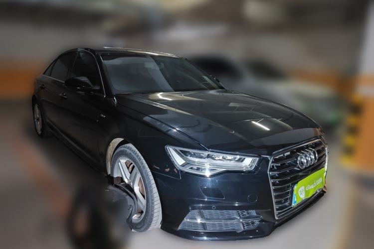 Used Audi A6L 2018 30th Anniversary Edition 30 FSI Style Model Front Right 45 Deg