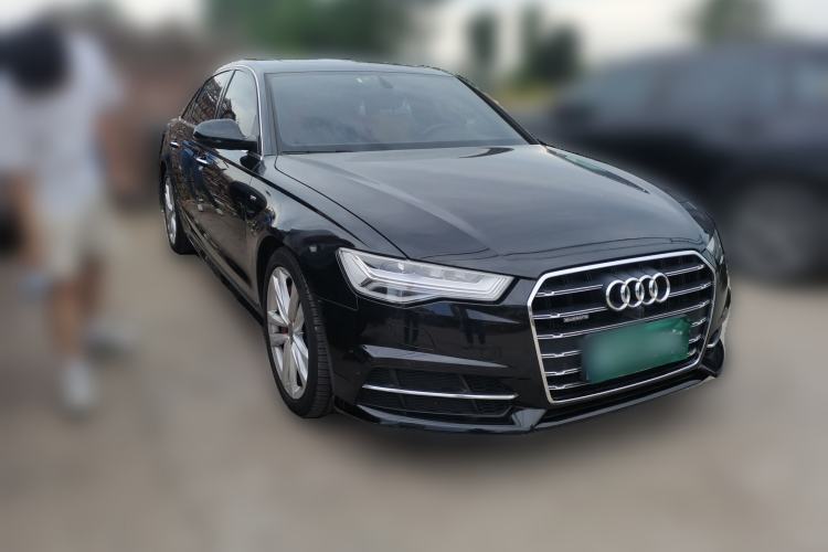 Used Audi A6L 2018 30th Anniversary Edition 45 TFSI quattro Sport model Front Right 45 Deg